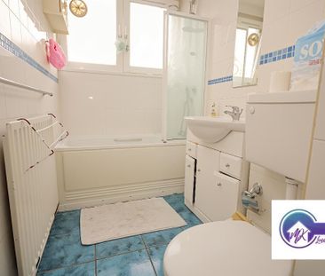 1 bedroom in a flat share to rent - Photo 6