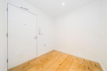 Studio to rent - Photo 5