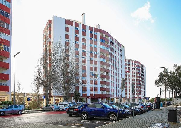 Apartamento T3 em Lisboa