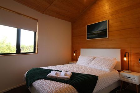 Easy Living on Kanuka Lane - Photo 4