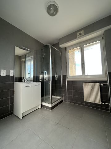 Location Appartement 3 pièces 79m² MULHOUSE 68200 - Photo 4