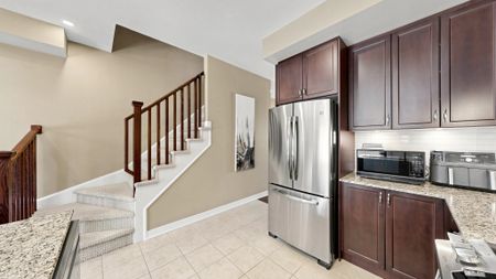 For Lease - 4160 Galileo Common, Burlington, Ontario - Photo 2