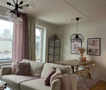 Örebro - 1rok - tillsv - 8.050kr/mån - Photo 3