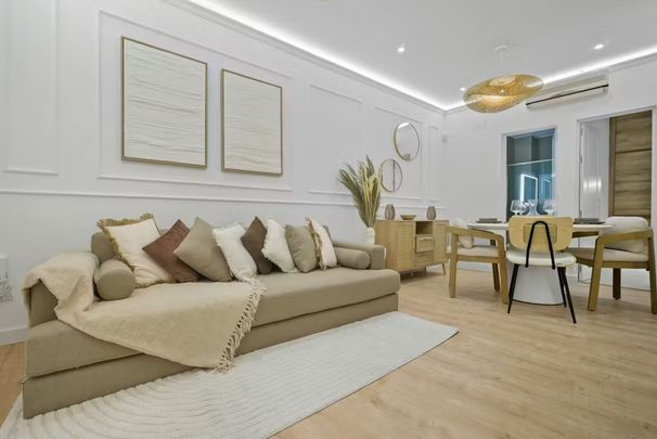 Calle de Augusto Figueroa, Madrid, Community of Madrid 28004 - Foto 1