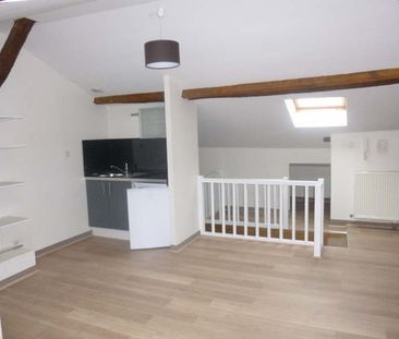Location Appartement 1 pièce 26m² POITIERS 86000 - Photo 2