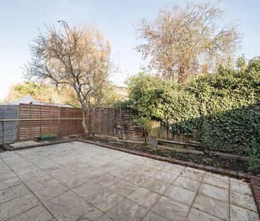 4 bedroom detached house to rent - Photo 4