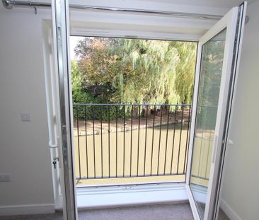 1 bedroom flat to rent - Photo 6