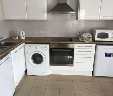 Tommy Lee's House, Falkland Street, Liverpool, L3 - Photo 2