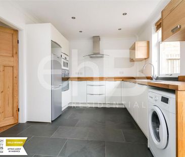 3 bedroom semi-detached house to rent - Photo 4