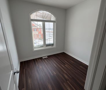 For Lease - 84 Emerald Coast Trail, Brampton, Ontario - Photo 6