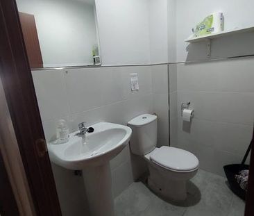 Calle San Hermenegildo, Sevilla, Andalusia 41003 - Photo 5