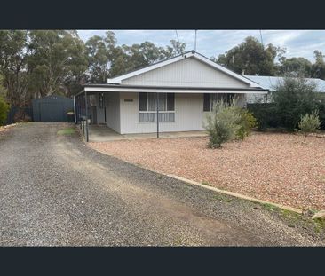 84 Derby Road, Maryborough, Vic 3465 - Photo 3