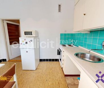 Pronájem bytu 2+1 55 m2 - Fotografie 5