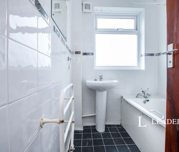 2 bedroom apartment to rent Cavendish Road, Bournemouth, BH1 - Photo 3