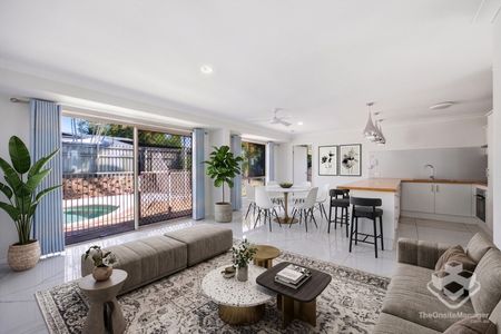 Stylish Family Living with Pool in Prime Parkwood Location - Photo 2