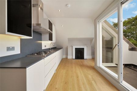 3 bedroom flat to rent - Photo 5