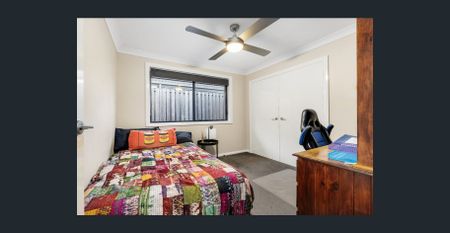 Impressive Innes Lake Home - Photo 2