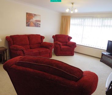2 bedroom semi-detached bungalow to rent - Photo 4
