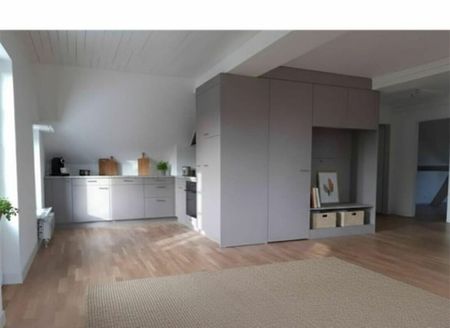 3 1/2 room Fantastic penthouse apartment with beautiful views of the countryside. - Photo 5