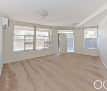 Open the Door to Entertaining in Style - Photo 1