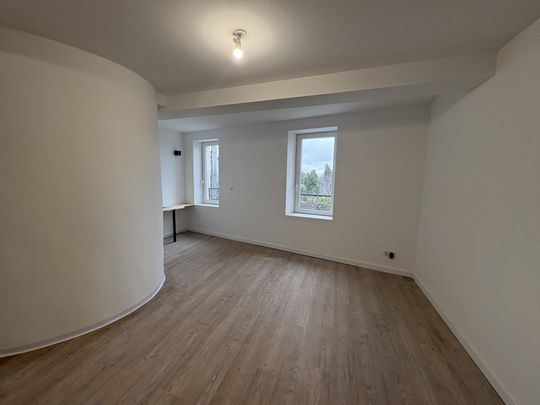 Location Appartement 2 pièces 44m² LEZIGNAN CORBIERES 11200 - Photo 1