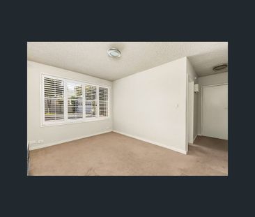 4/40 Yarralea Street, Alphington VIC 3078 - Photo 2