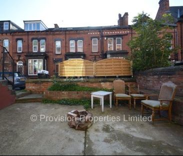 2 Bedroom Student Properties Leeds - Photo 4