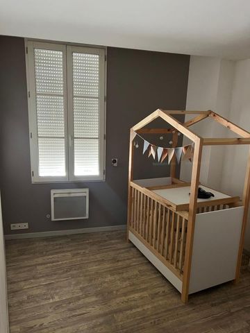 Location Appartement 2 pièces 30m² SAINTES 17100 - Photo 2