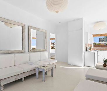 Beachside Living in Manly 1-Bed Apartment Available from 20 Feb 2026 - Photo 1