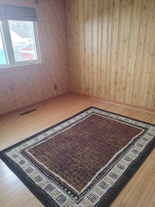 711 ROYAL 3 BEDROOMS - Photo 1