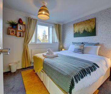 2 Bed Terraced House, Moorville Close, LS11 - Photo 6