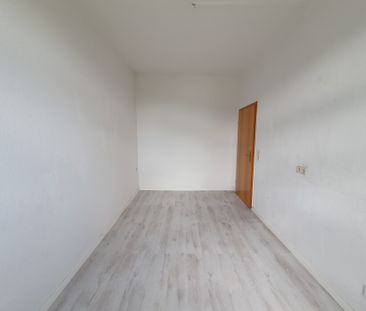 Schöne 2 - Zimmerwohnung - 1. Obergeschoss - in Falkenstein - Foto 1