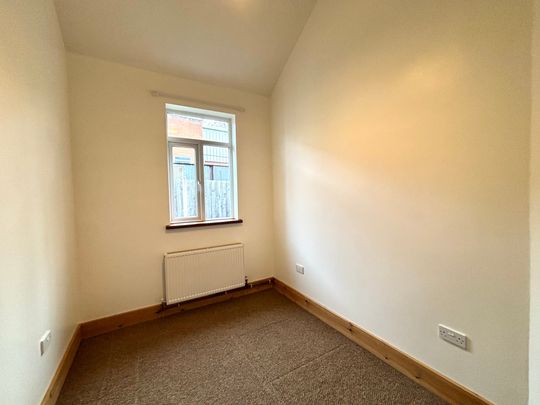 Station Road, Renishaw, Sheffield, S21 - Photo 1