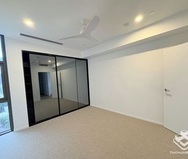 Luxury 3-Bedroom Residence with Butlerâs Pantry, Integrated Fridg... - Photo 2