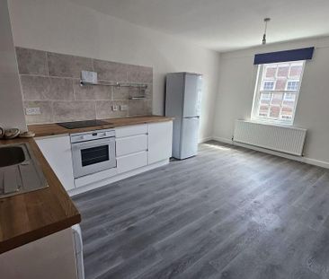 2 bedroom property to rent - Photo 1