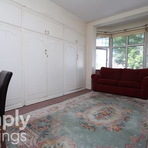 1 Bed property for rent - Photo 2