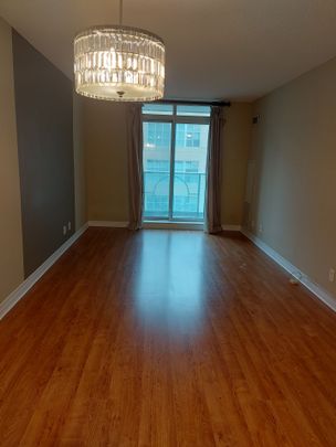 For Lease - 212 Eglinton Avenue Unit# 906, Toronto, Ontario - Photo 1