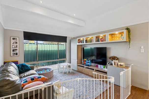 18 Cleveland Court, Marangaroo WA 6064 - Photo 1