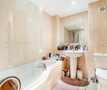 2 bedroom apartment to rent - Photo 6