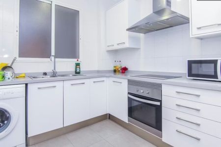 Carrer de Sant Vicent Màrtir, Valencia, Valencian Community 46002 - Photo 2