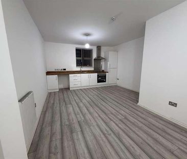 St. Georges Street, Bolton, BL1 - Photo 2