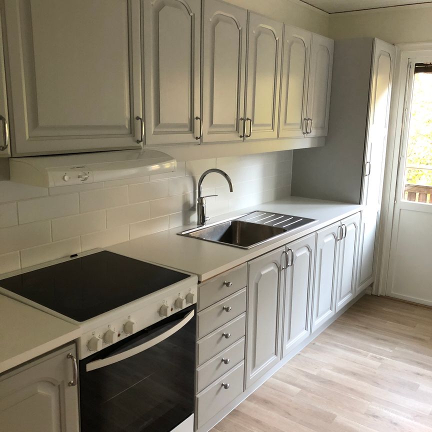 Kungsvägen, Eskilstuna - Photo 1