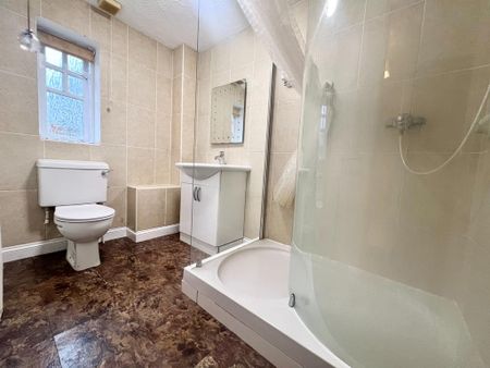 3 bedroom semi-detached house to rent - Photo 5