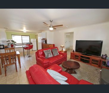 Neat & Affordable 1-Bed Home in Bundaberg East. Quiet Location! - Photo 3