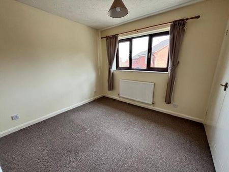 2 bedroom semi-detached house to rent - Photo 5