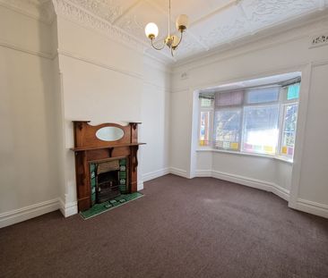 HUGE GROUND LEVEL DUPLEX IN A GREAT LOCATION - Photo 2