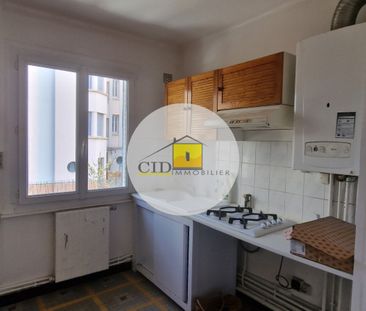 Location Appartement 3 pièces 45m² ST PRIEST 69800 - Photo 1