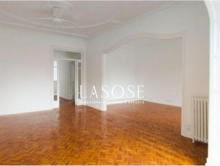 100m² Penthouse to rent in Fort Pienc, Barcelona - Photo 3