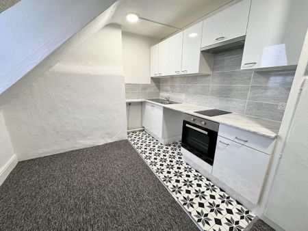 Studio to rent - Photo 2