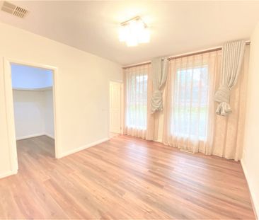 Fully Furnished Family Friendly and Spacious Modern House - Photo 4